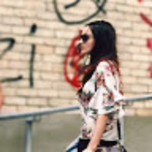 Meet your Posher, Jade